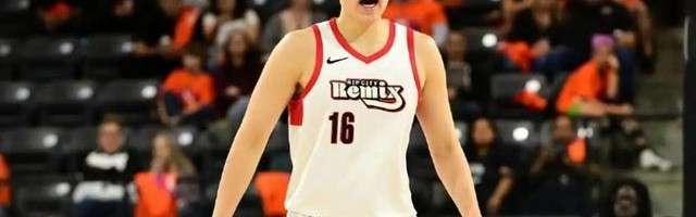 半岛体育在线-杨瀚森全场砍31分，打出发展联盟最强一战